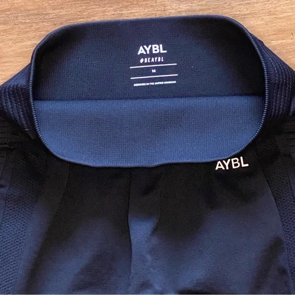 AYBL Black Seamless‎ Leggings, M - Picture 8 of 14